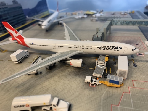Qantas 澳洲航空 Airbus A330-300 VH-QPC  PH11148 Phoenix 1:400