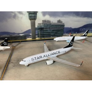 South African Airways 南非航空 Boeing 737-800 ZS-SJV 星空联盟涂装 WT4738020 Witty 1:400