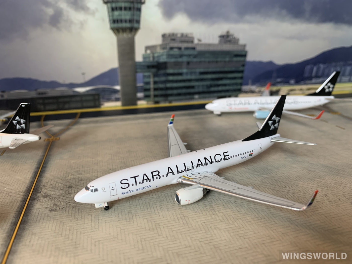 Witty 1:400 WT4738020 South African Airways 南非航空 Boeing 737-800 ZS-SJV