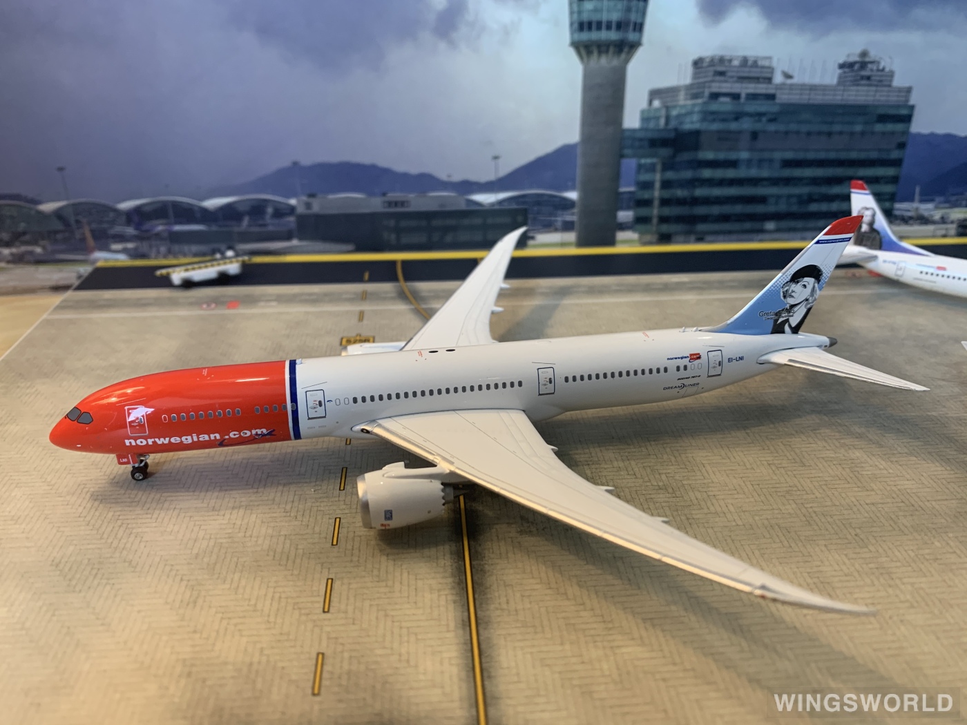 Phoenix 1:400 PH11247 Norwegian Air Shuttle 挪威航空 Boeing 787-9 EI-LNI