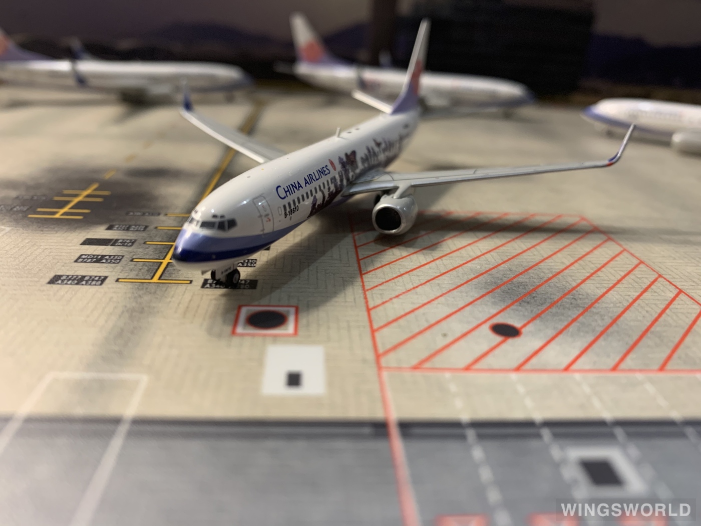 Dream Air 1:400 DACAL610 China Airlines 中华航空 Boeing 737-800 B-18610