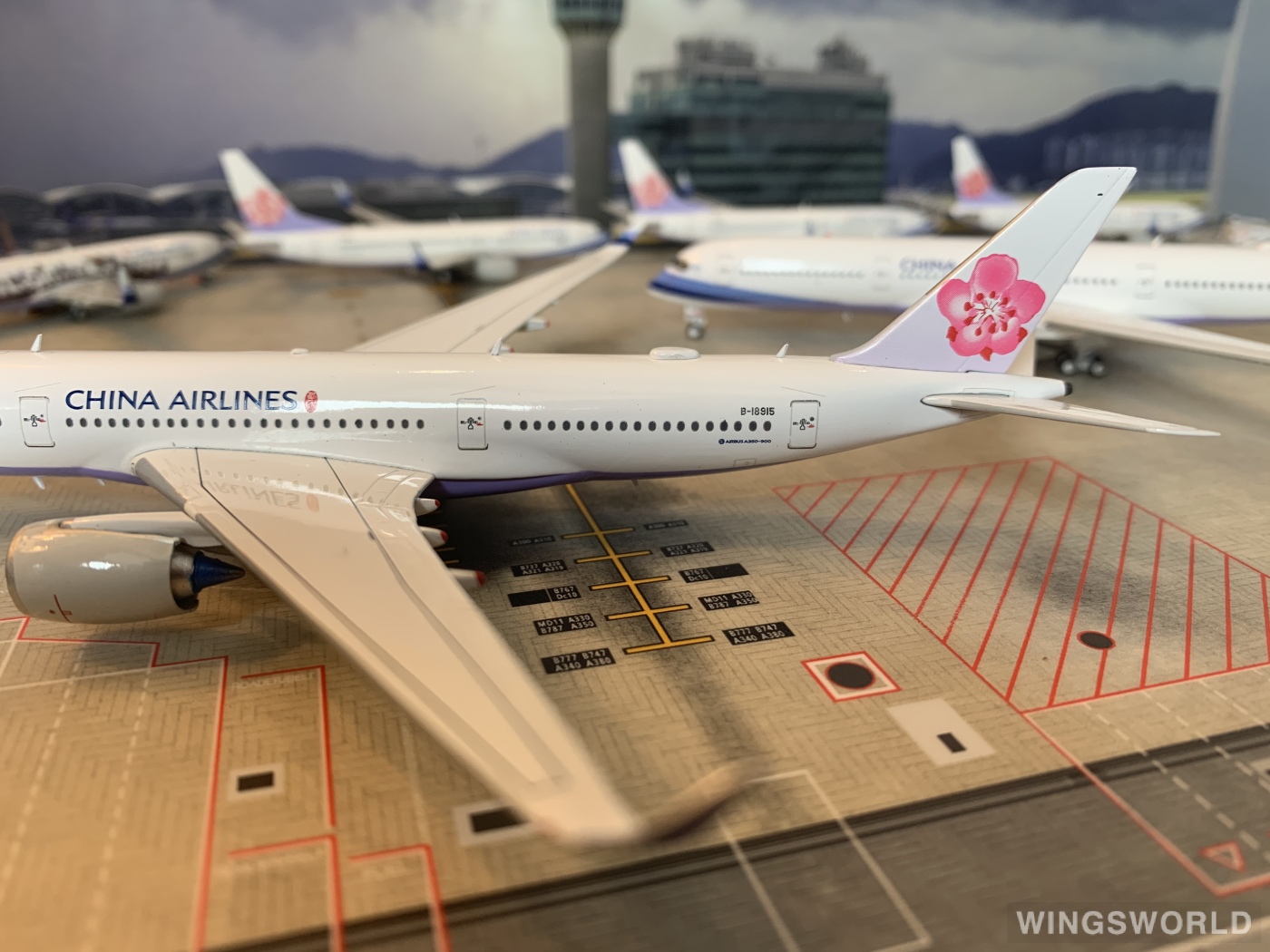 Aviation400 1:400 AV4016 China Airlines 中华航空 Airbus A350-900 B-18915