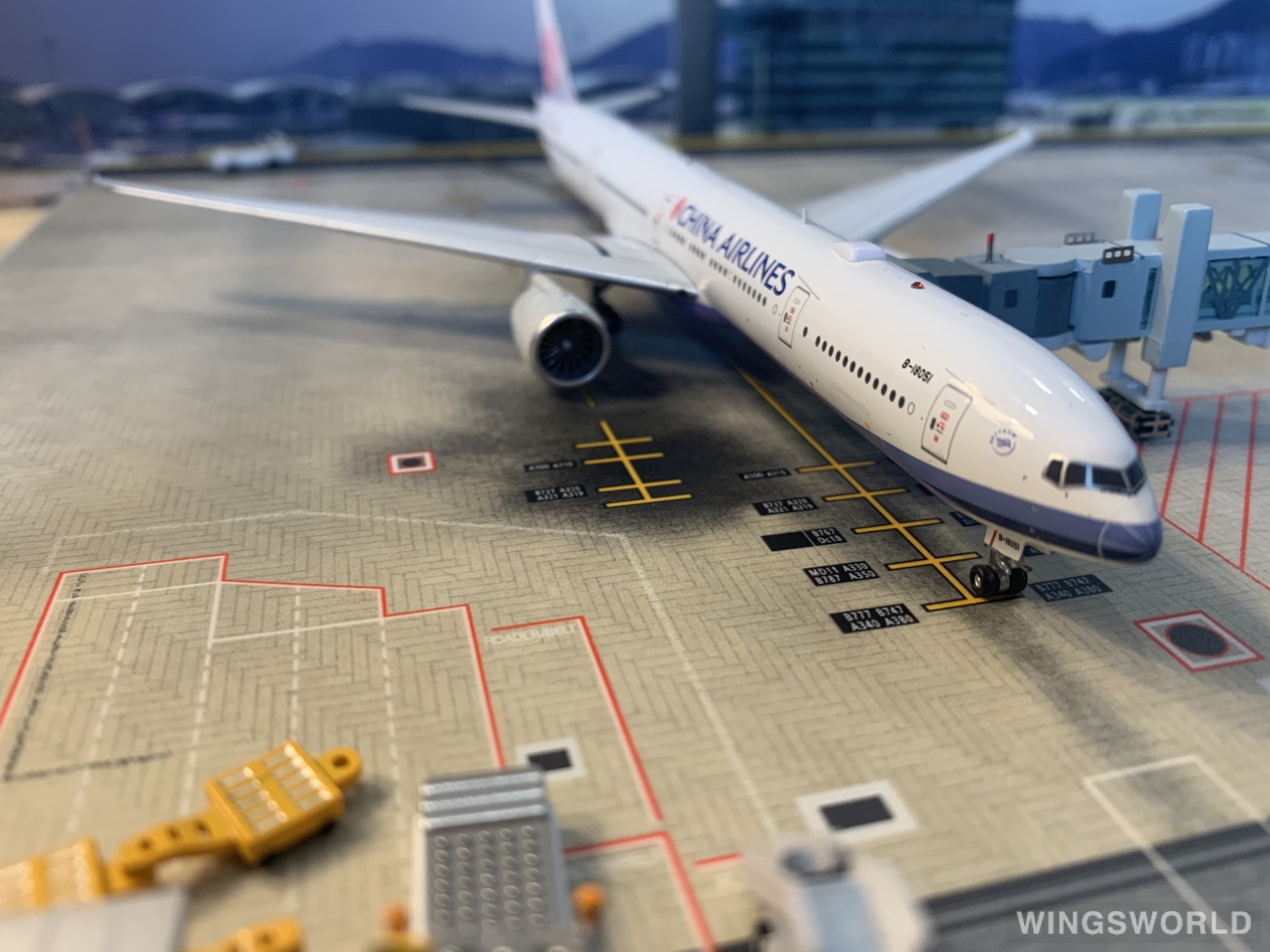Aviation400 1:400 AV4040 China Airlines 中华航空 Boeing 777-300ER B-18051