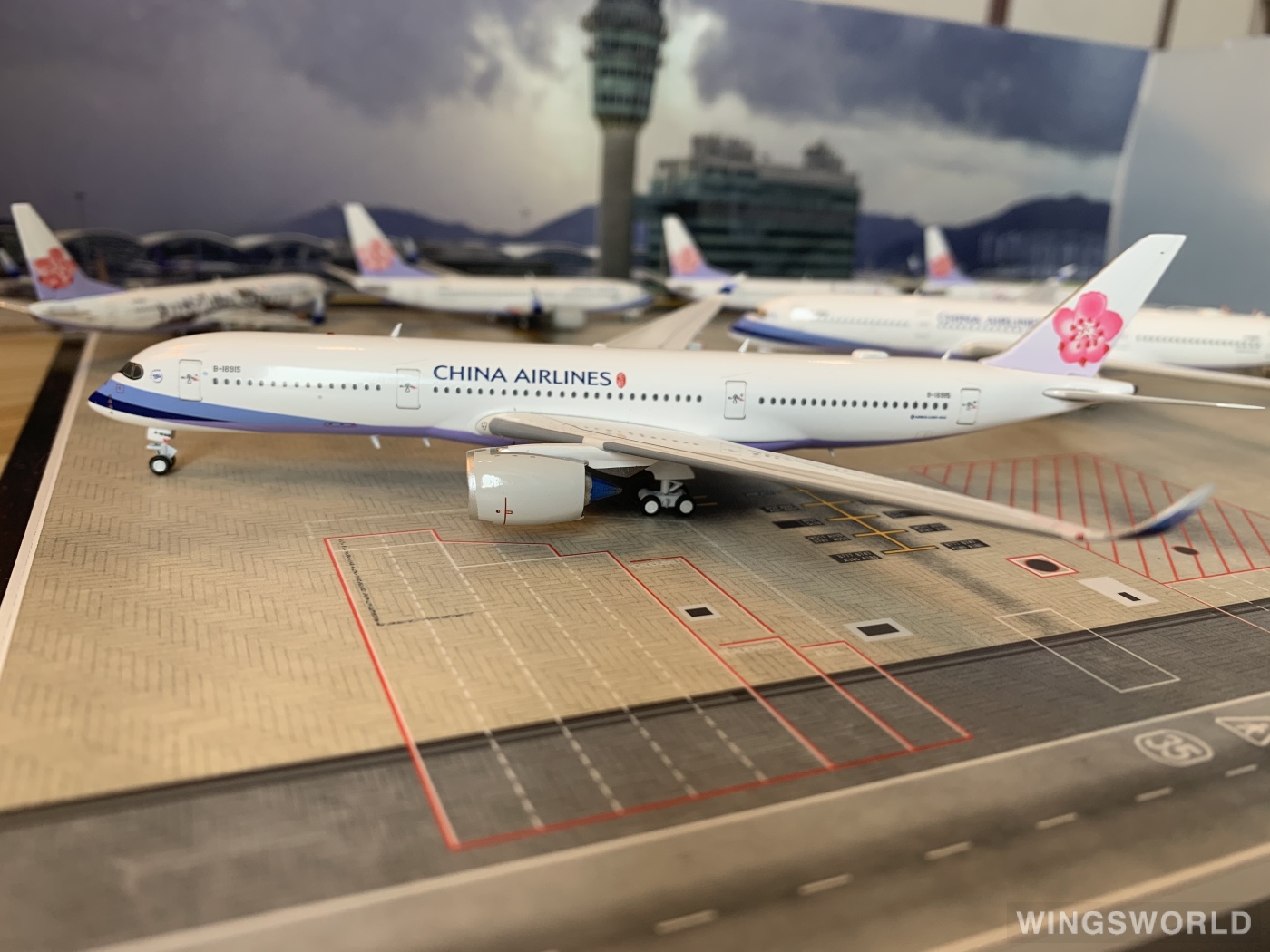 Aviation400 1:400 AV4016 China Airlines 中华航空 Airbus A350-900 B-18915