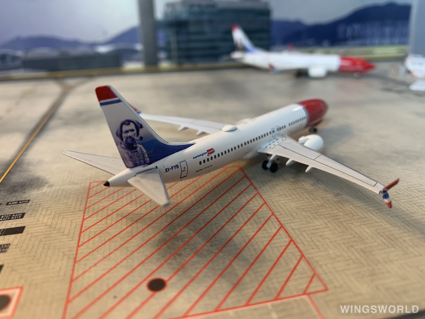 AeroClassics 1:400 AC419352 Norwegian Air Shuttle 挪威航空 Boeing 737 MAX 8 EI-FYB