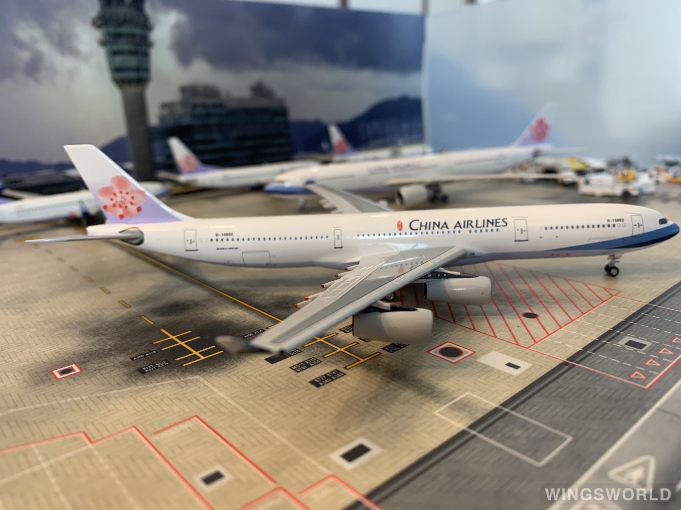 AeroClassics 1:400 AC4B18802 China Airlines 中华航空 Airbus A340-300 B-18802