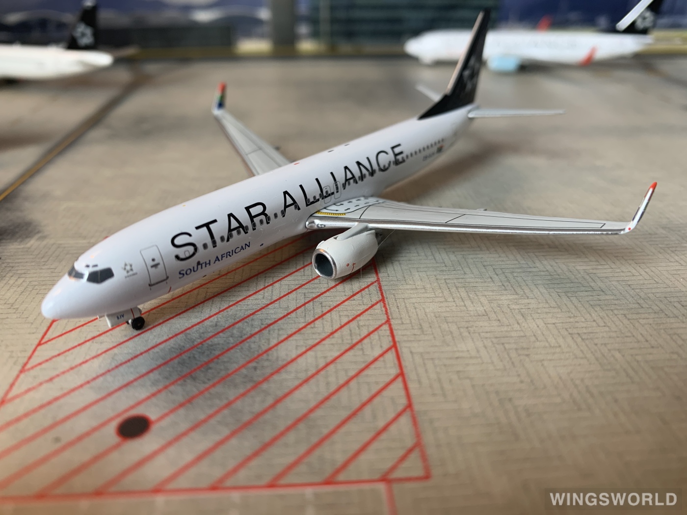 Witty 1:400 WT4738020 South African Airways 南非航空 Boeing 737-800 ZS-SJV
