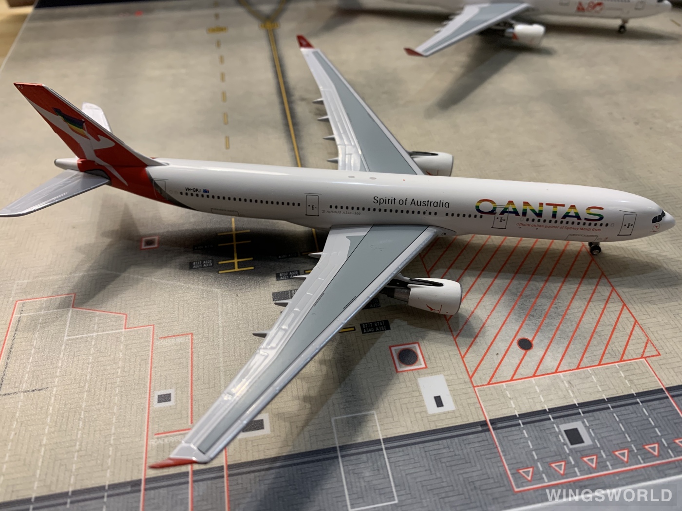 AeroClassics 1:400 AC4VHQPJ Qantas 澳洲航空 Airbus A330-300 VH-QPJ