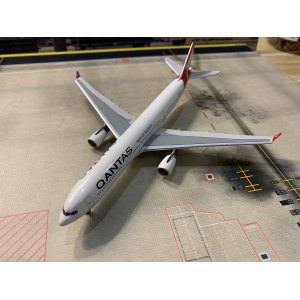 Qantas 澳洲航空 Airbus A330-300 VH-QPH  AC4VHQPH AeroClassics 1:400