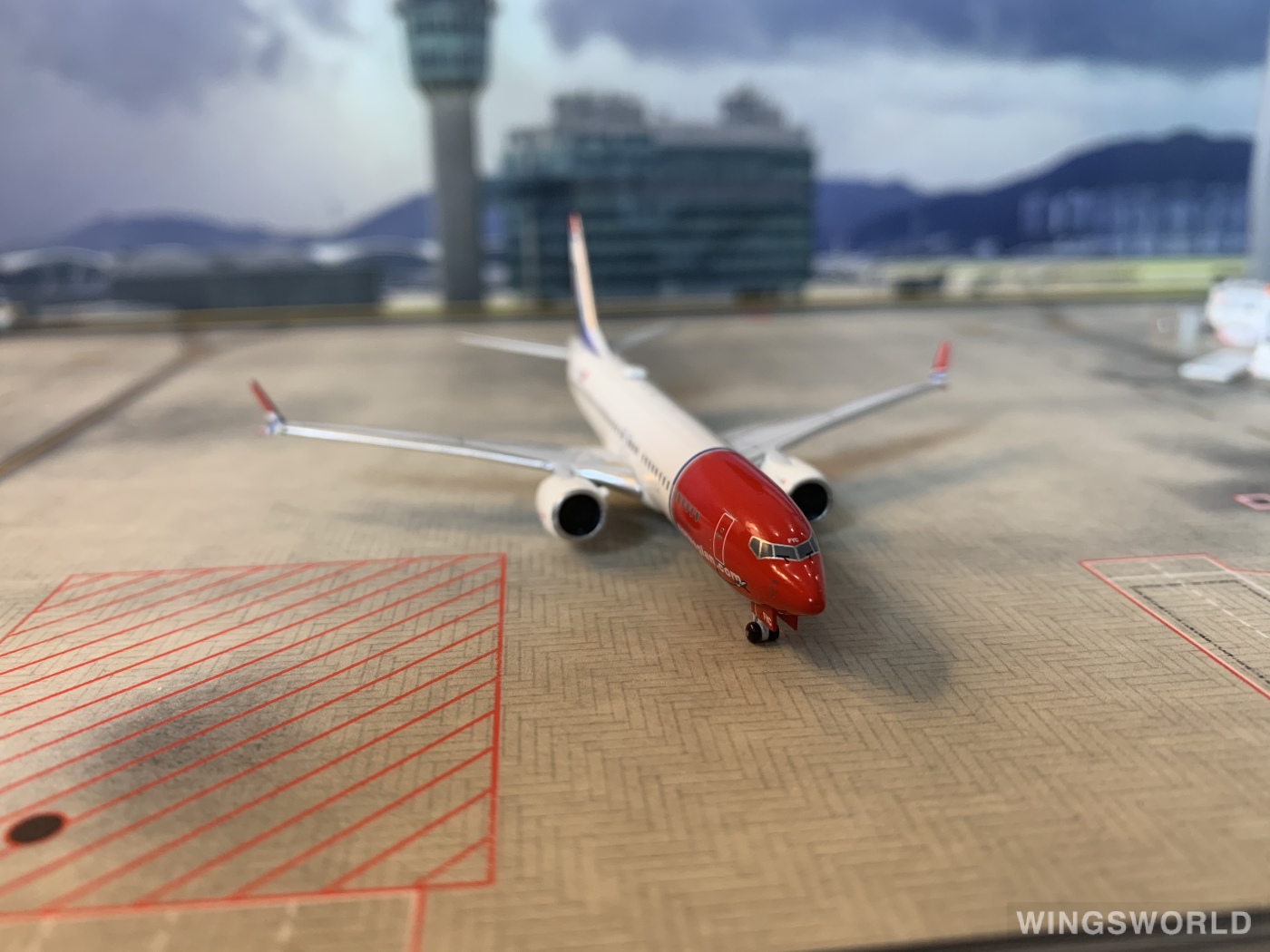 AeroClassics 1:400 AC419353 Norwegian Air Shuttle 挪威航空 Boeing 737 MAX 8 EI-FYC