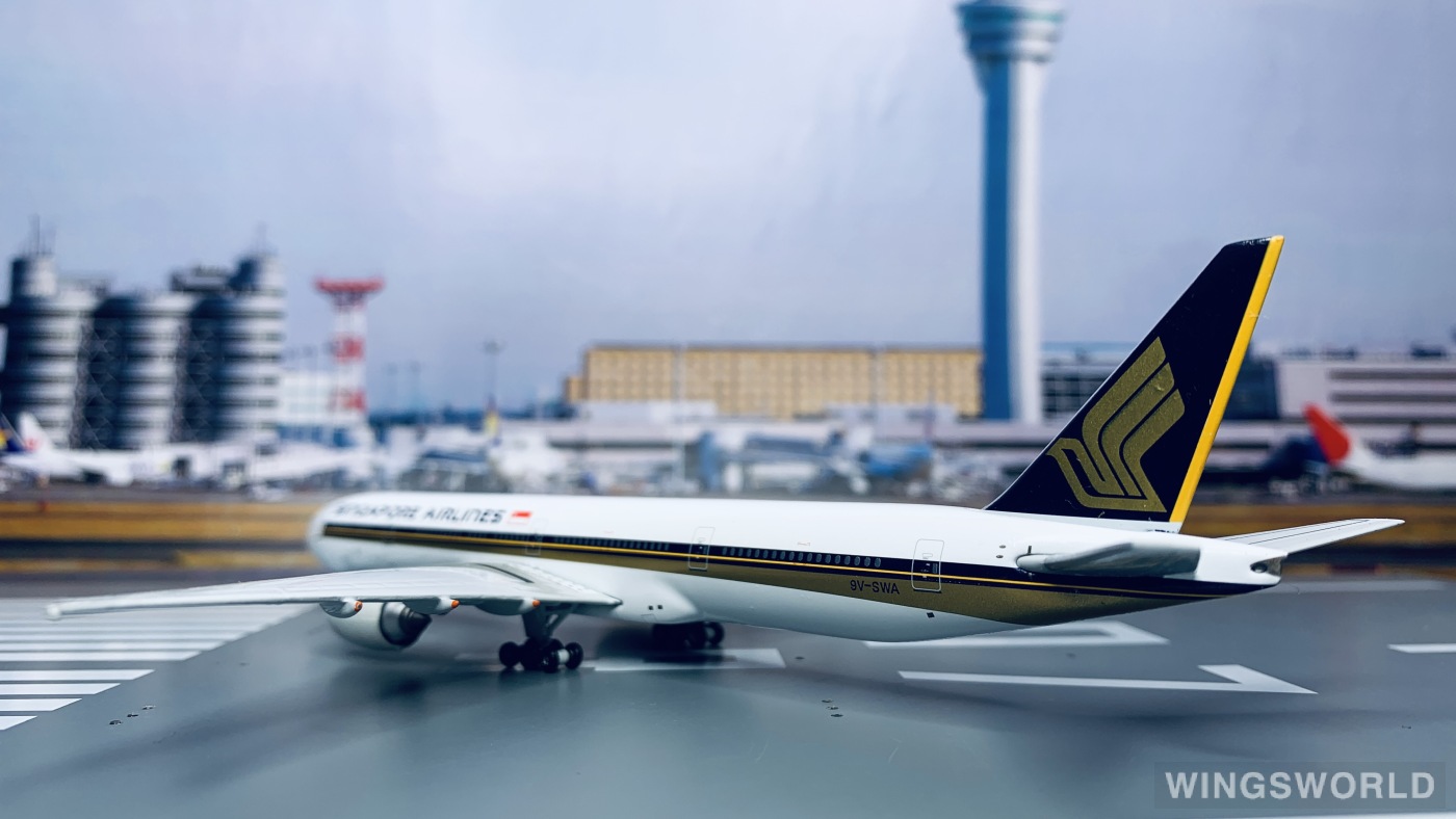 Apollo 1:400 A13029 Singapore Airlines 新加坡航空 Boeing 777-300ER 9V-SWA