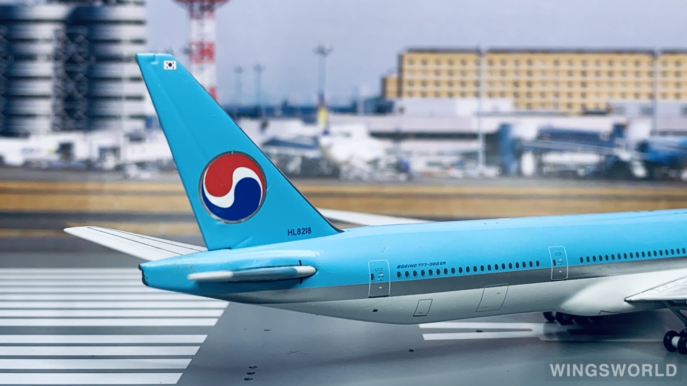 Apollo 1:400 A13088 Korean Air 大韩航空 Boeing 777-300ER HL8218