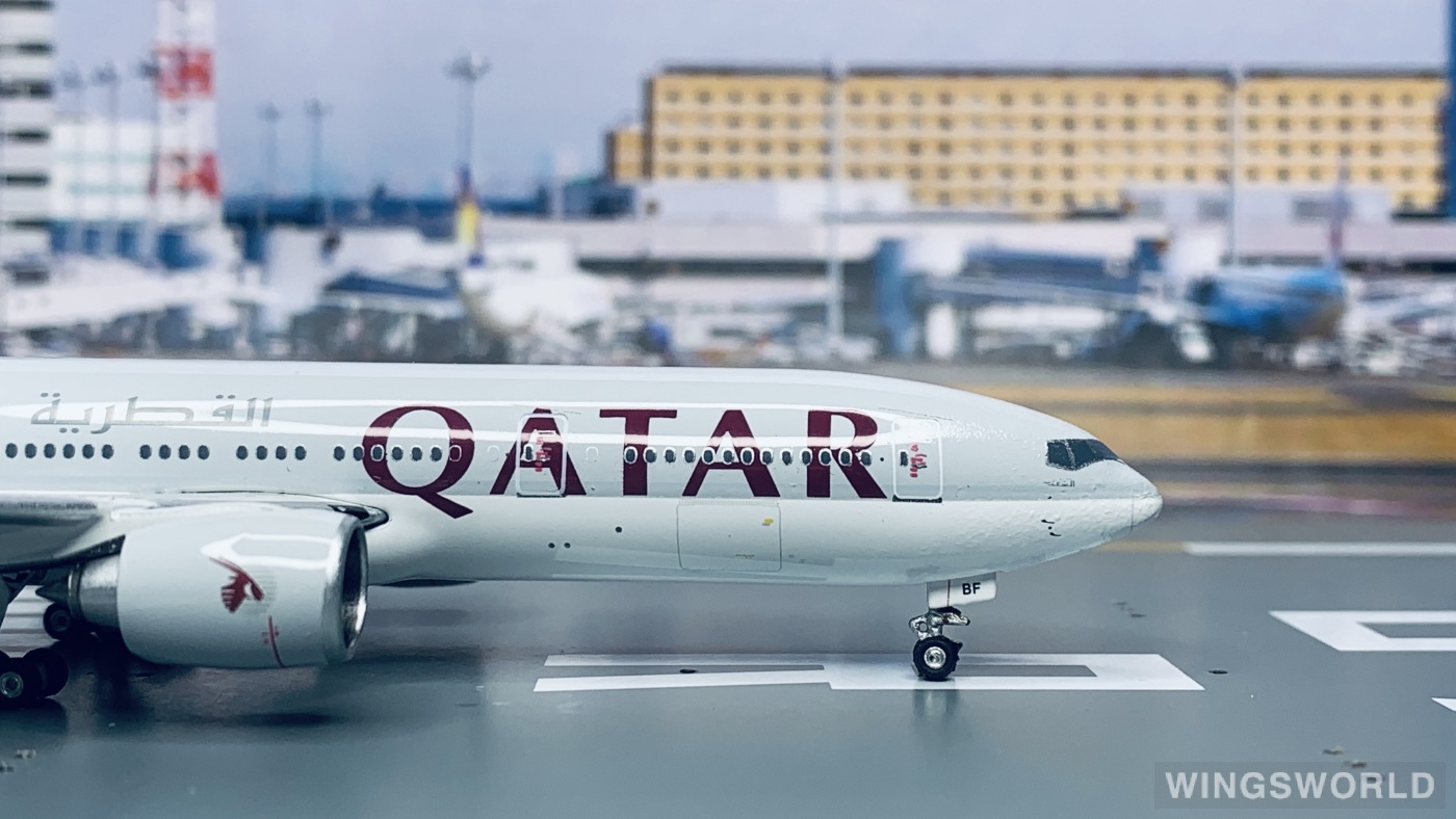Phoenix 1:400 PH10562 Qatar 卡塔尔航空 Boeing 777-200 A7-BBF