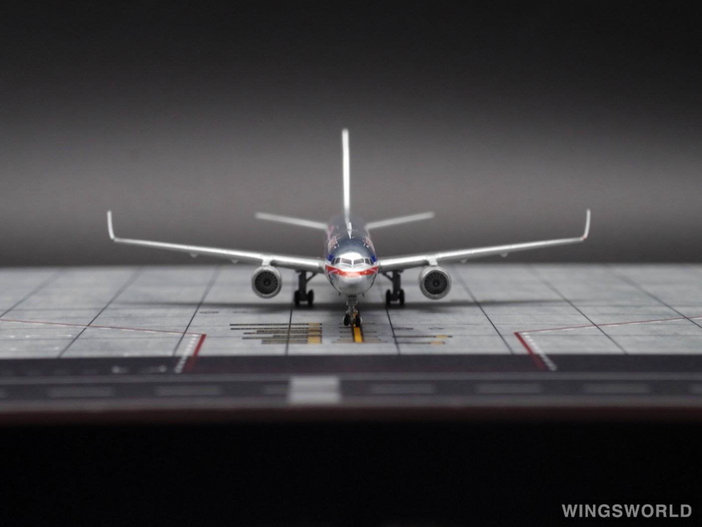 JC Wings 1:400 XX4135 American Airlines 美国航空 Boeing 757-200 N664AA