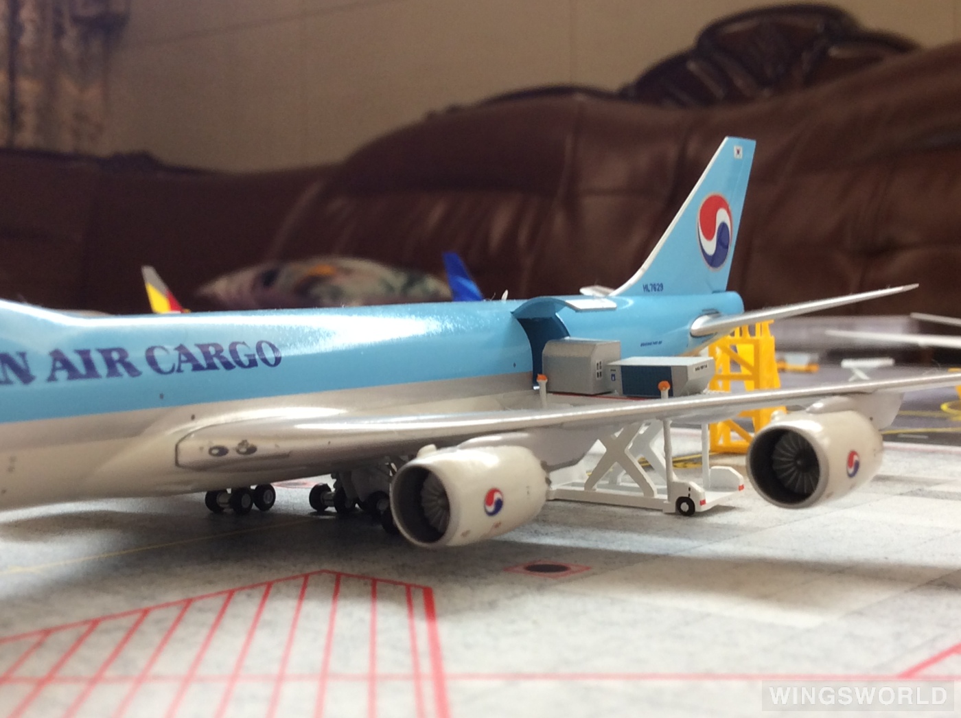 JC Wings 1:400 EW4748006 Korean Air 大韩航空 Boeing 747-8F HL7629