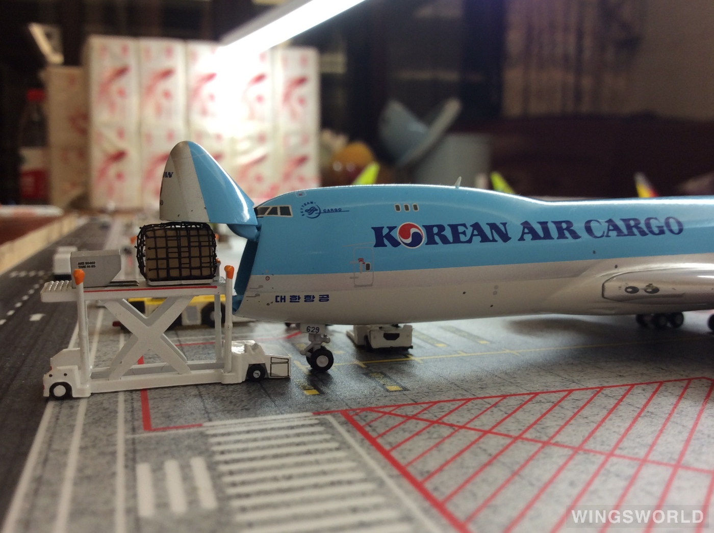 JC Wings 1:400 EW4748006 Korean Air 大韩航空 Boeing 747-8F HL7629