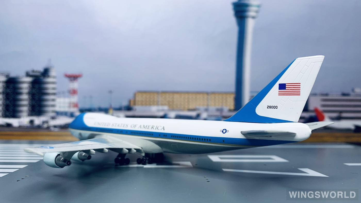 Dragon Models 1:400 55544 USAF 美国空军 Boeing 747-200 28000
