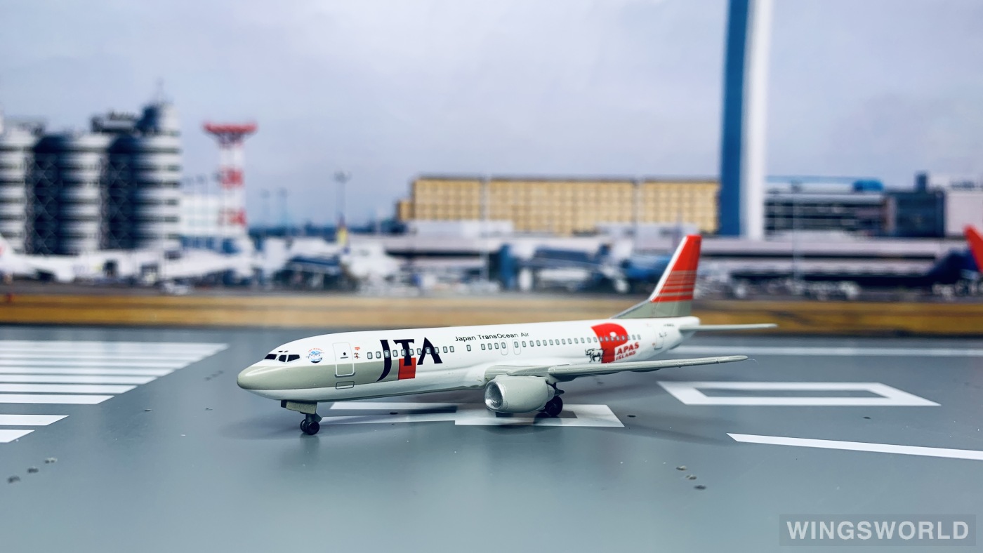 Dragon Models 1:400 55145 Japan Transocean Air 日本越洋航空 Boeing 737-400 JA8953