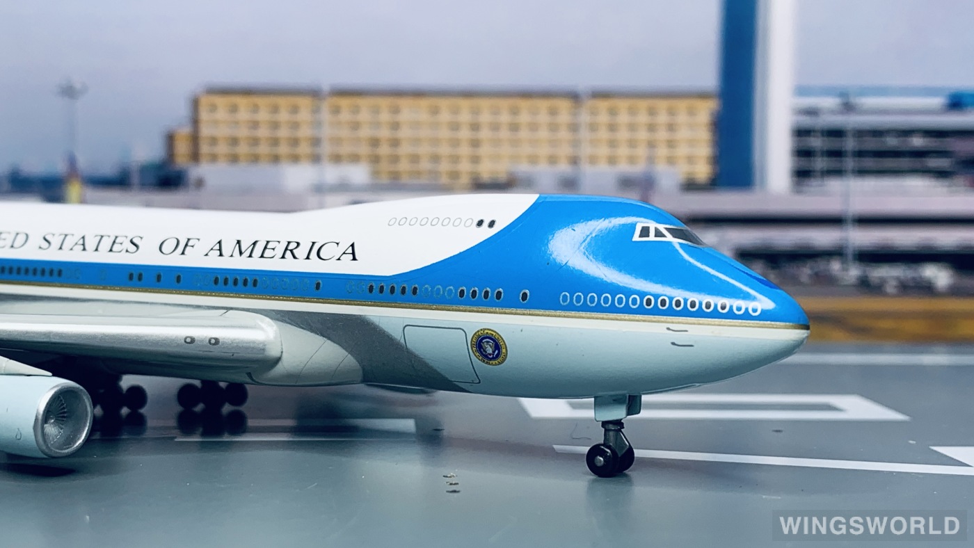 Dragon Models 1:400 55544 USAF 美国空军 Boeing 747-200 28000