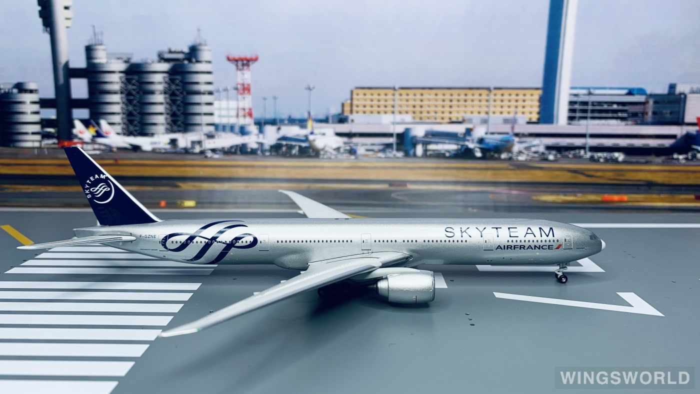 Apollo 1:400 A13050 Air France 法国航空 Boeing 777-300 F-GZNE