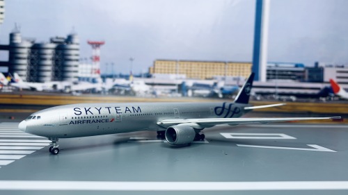 Air France 法国航空 Boeing 777-300 F-GZNE 