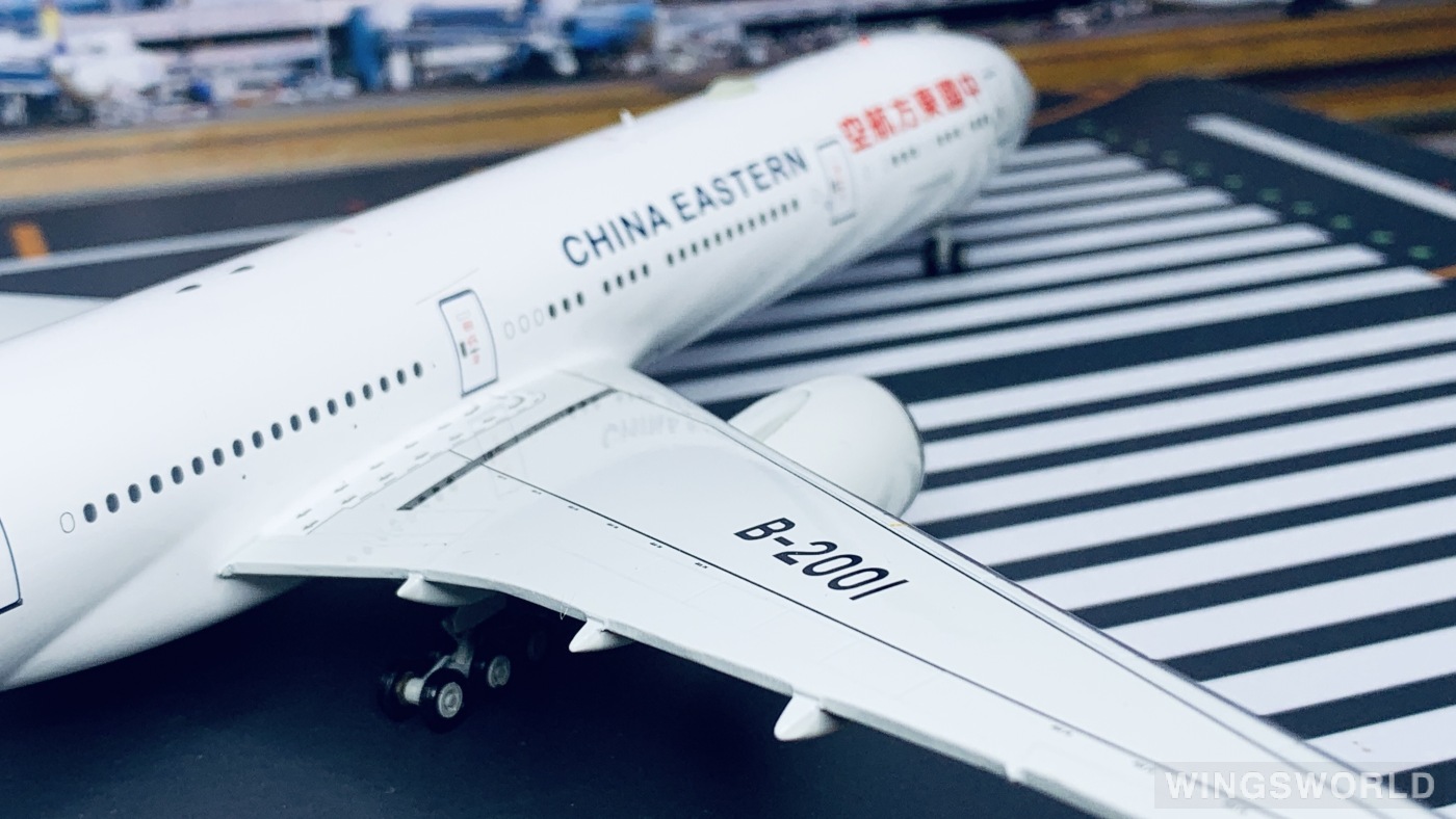 Inflight200 1:200 IF7773MU0316 China Eastern 中国东方航空 Boeing 777-300 B-2001