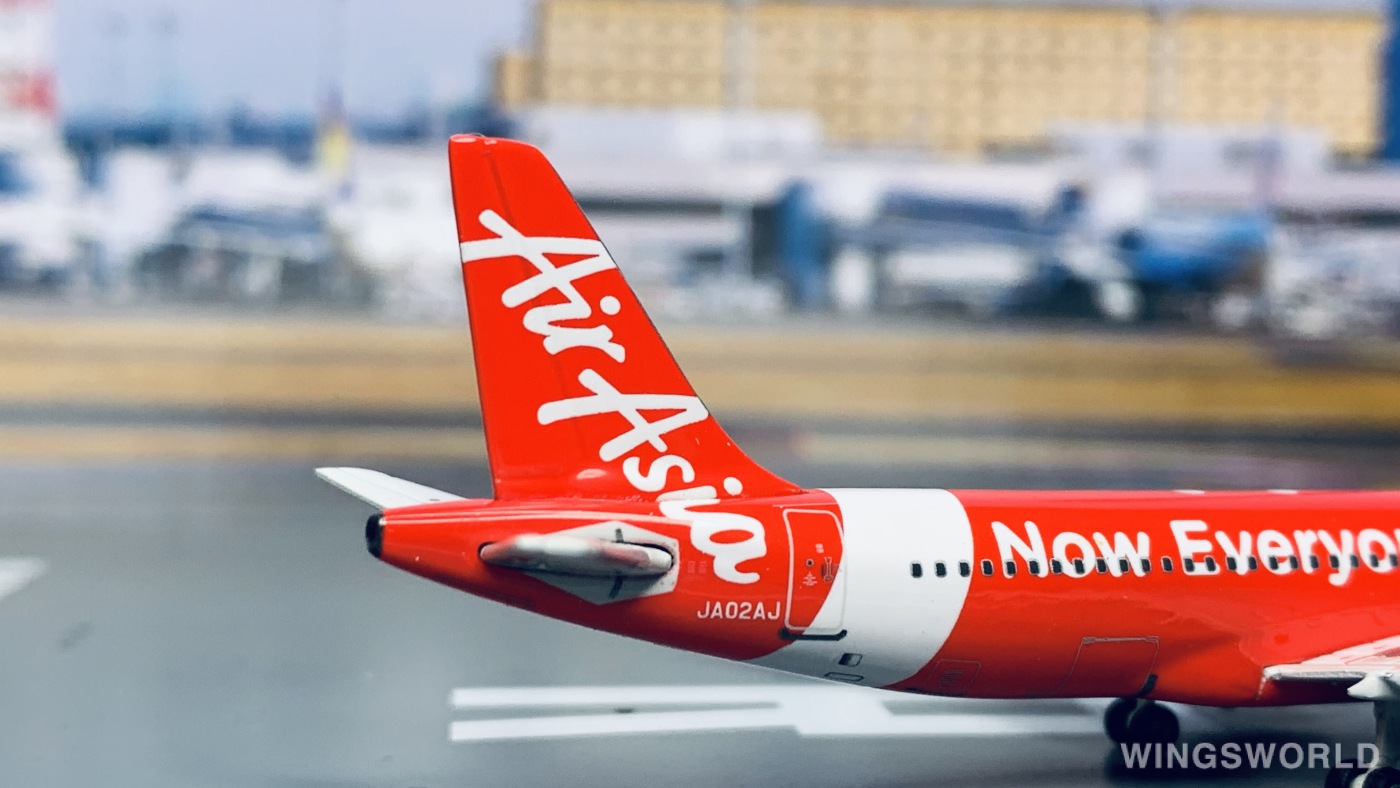 Phoenix 1:400 PH10684 AirAsia 亚洲航空 Airbus A320 JA02AJ