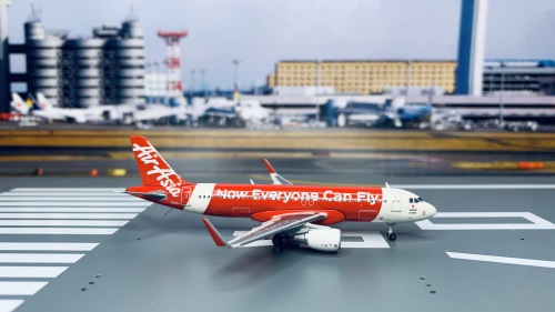 AirAsia 亚洲航空 Airbus A320 JA05AJ  XX4367 JC Wings 1:400