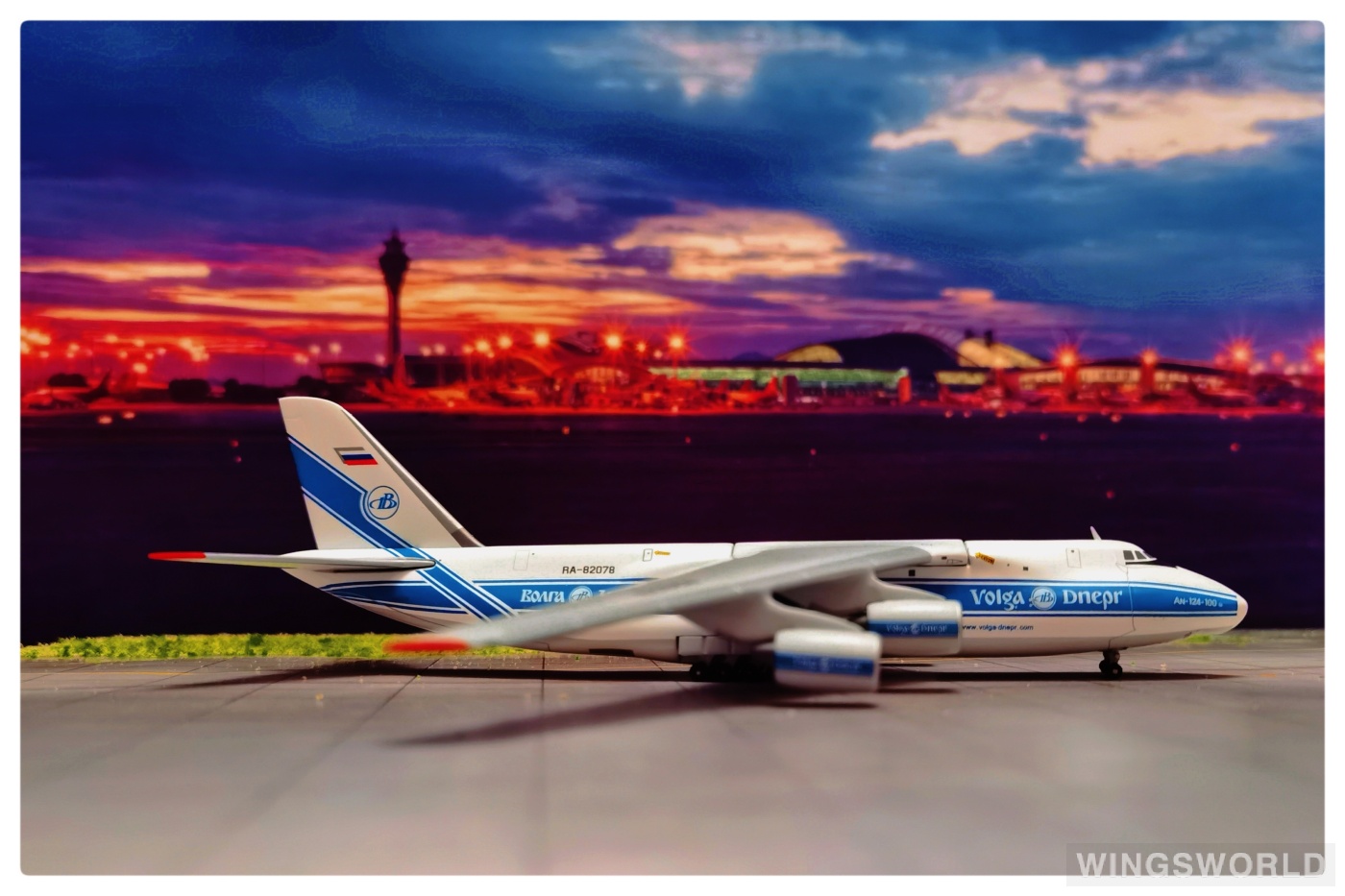 Geminijets 1:400 GJVDA1942 Volga-Dnepr 伏尔加-第聂伯航空 Antonov An-124 RA-82078