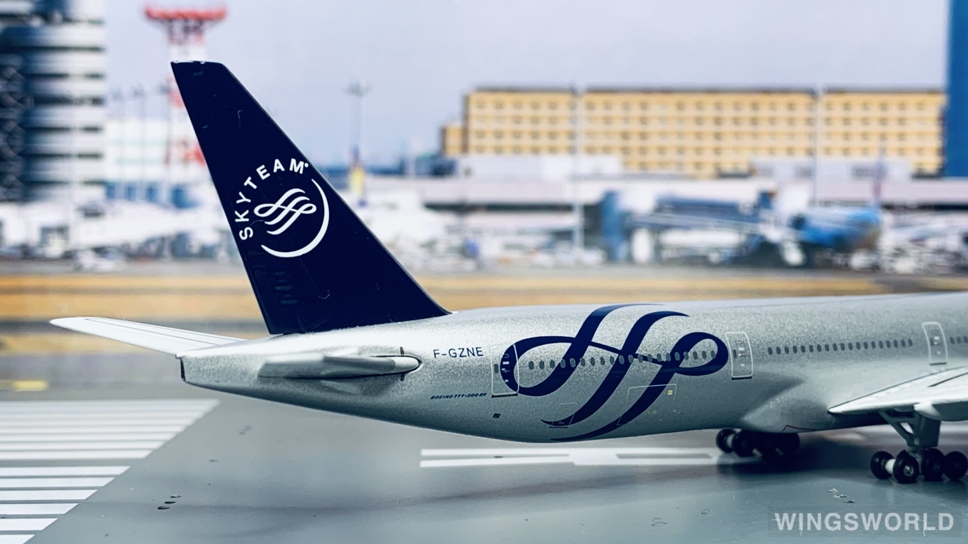 Apollo 1:400 A13050 Air France 法国航空 Boeing 777-300 F-GZNE
