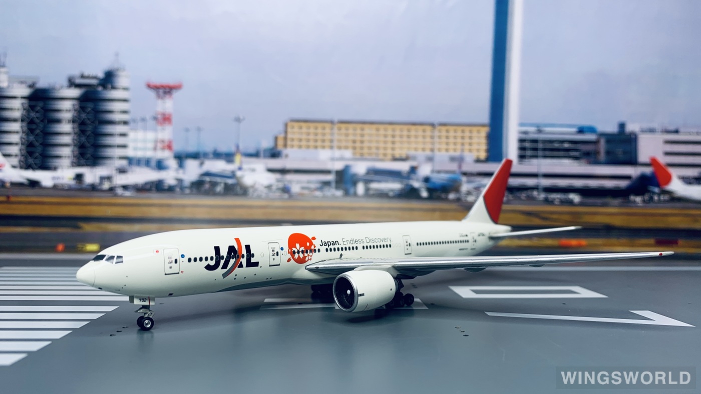 Phoenix 1:400 PH10520 Japan Airlines 日本航空 Boeing 777-200 JA702J