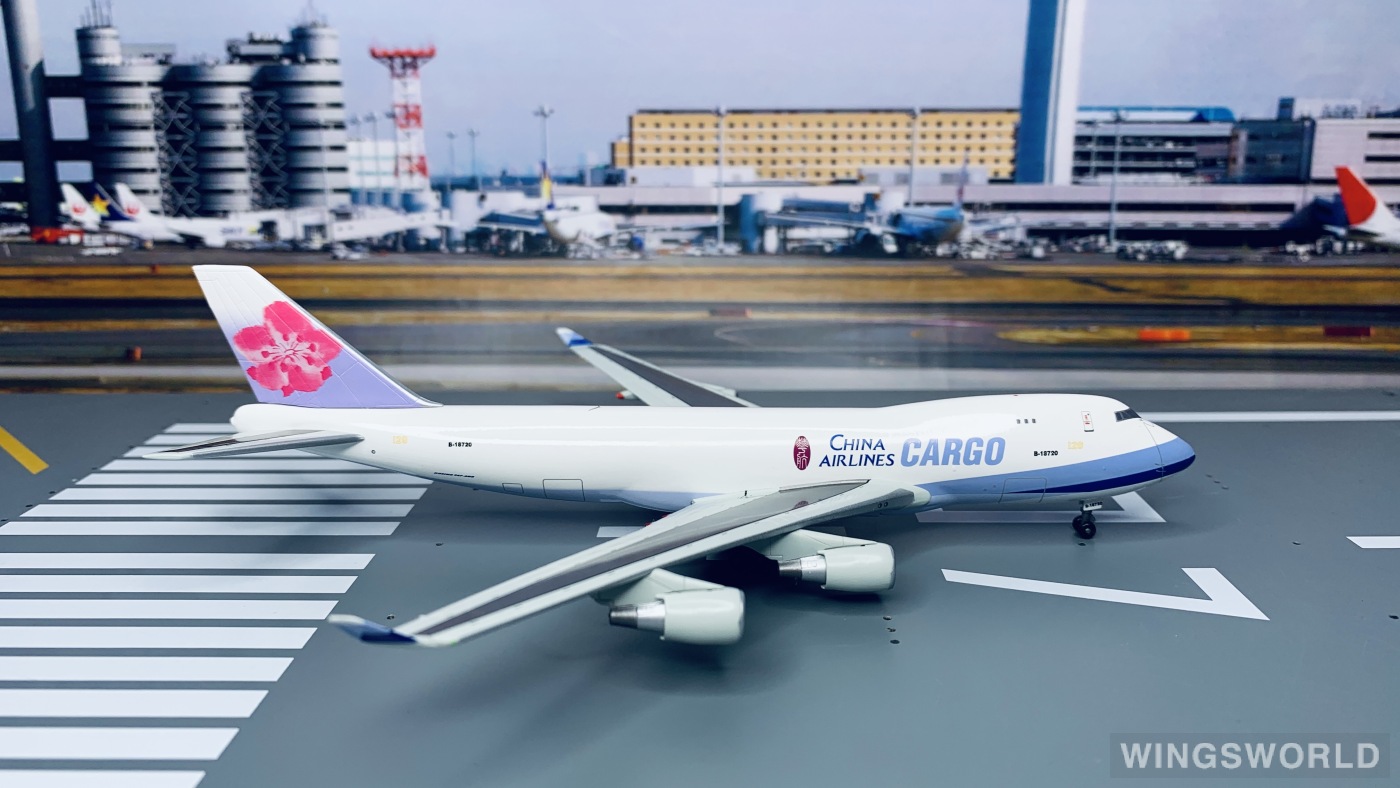 Dragon Models 1:400 55989 China Airlines 中华航空 Boeing 747-400 B-18720
