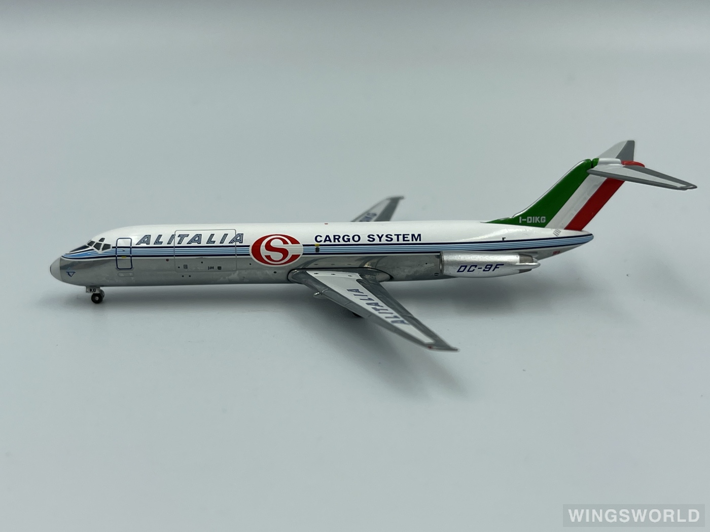 Sovereign Models 1:400 SOVAZA17 Alitalia 意大利航空 McDonnell Douglas DC-9 I-DIKG