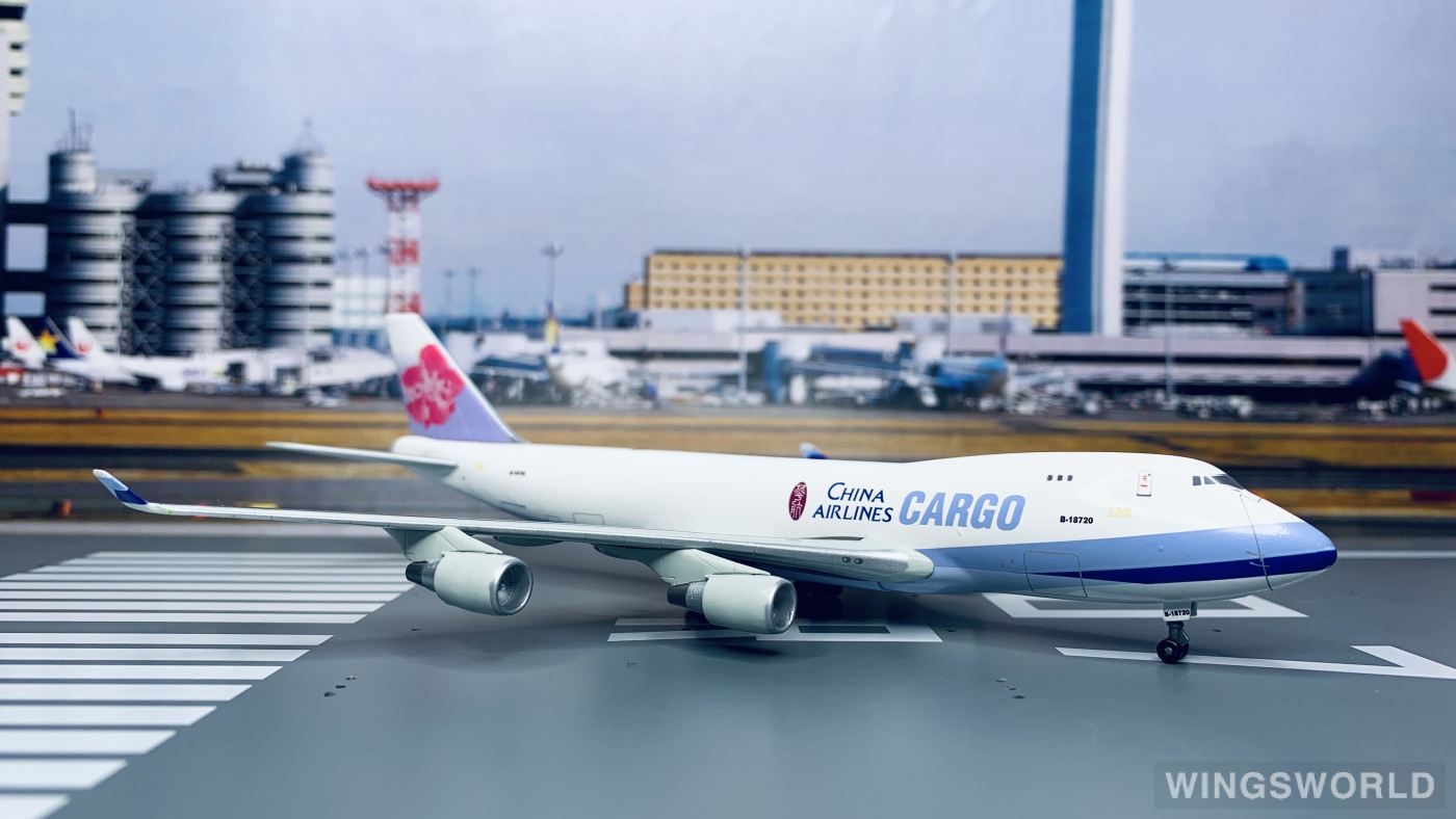 Dragon Models 1:400 55989 China Airlines 中华航空 Boeing 747-400 B-18720