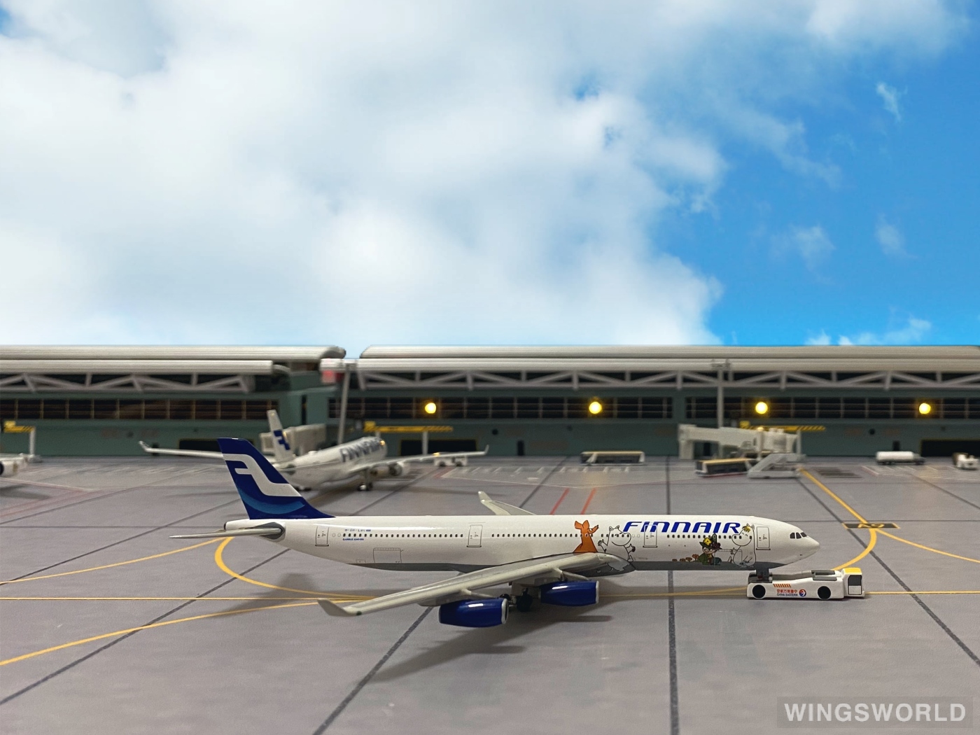 Phoenix 1:400 PH10239 Finnair 芬兰航空 Airbus A340-300 OH-LQC