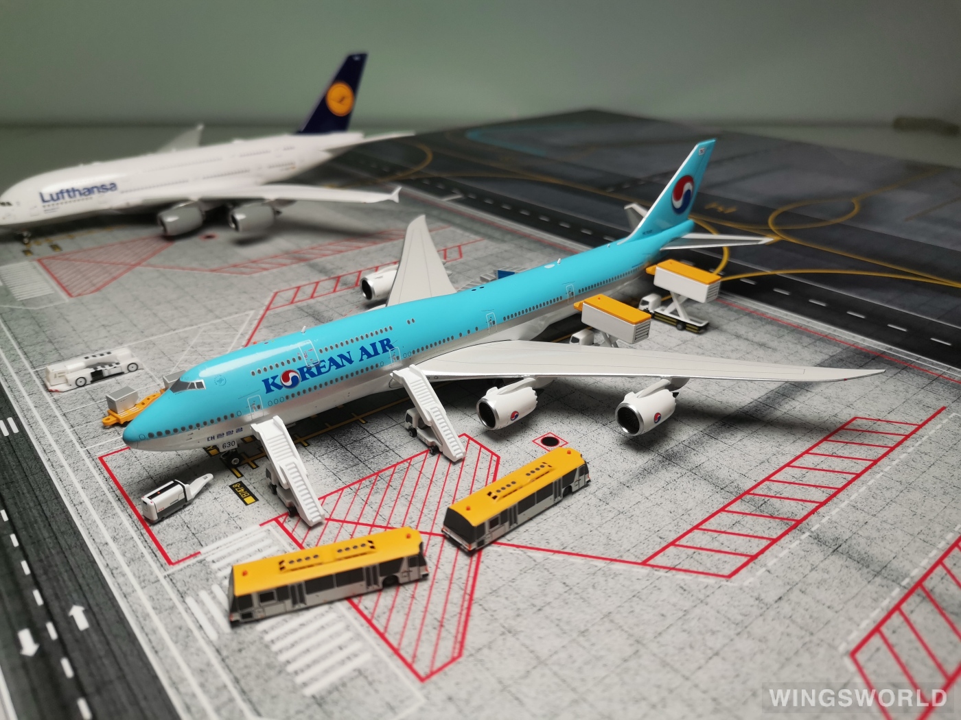 Phoenix 1:400 PH4HL7630B Korean Air 大韩航空 Boeing 747-8i HL7630