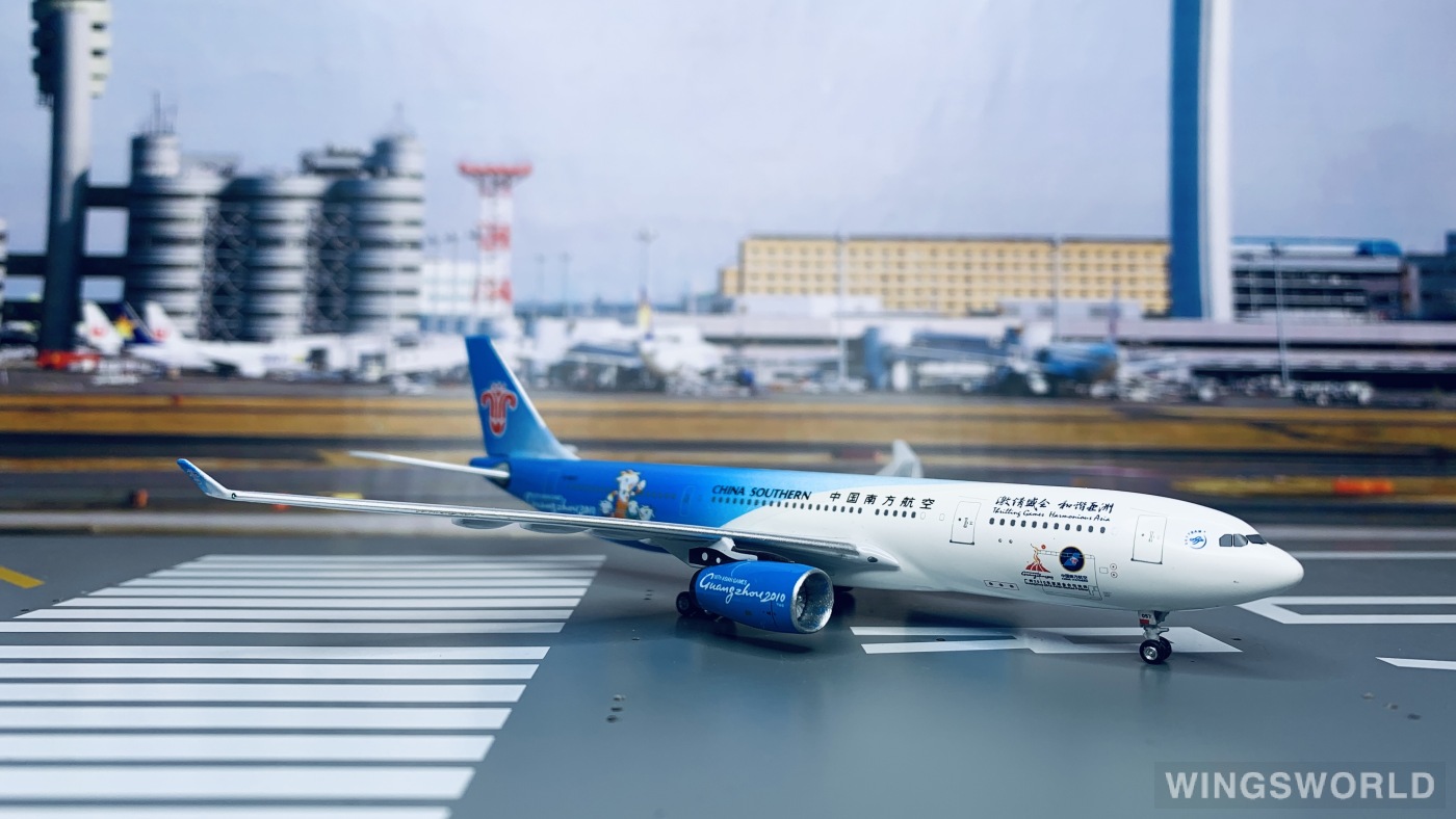 AeroClassics 1:400 AC4B6057 China Southern 中国南方航空 Airbus A330-200 B-6057