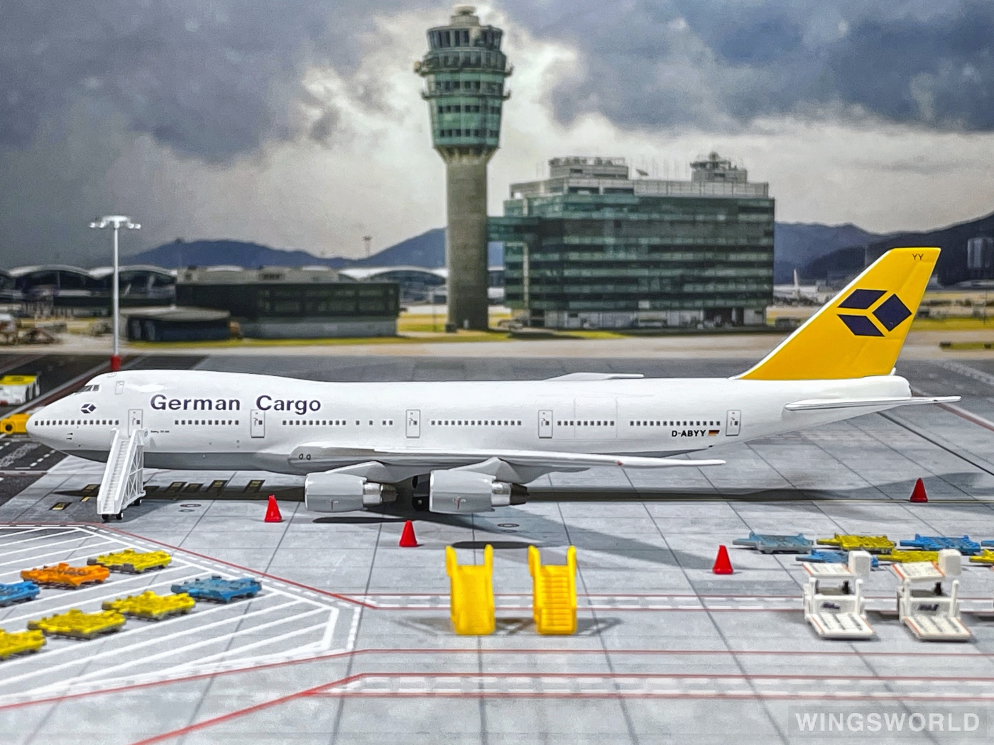 Aviation400 1:400 AV4742026 German Cargo Boeing 747-200 D-ABYY