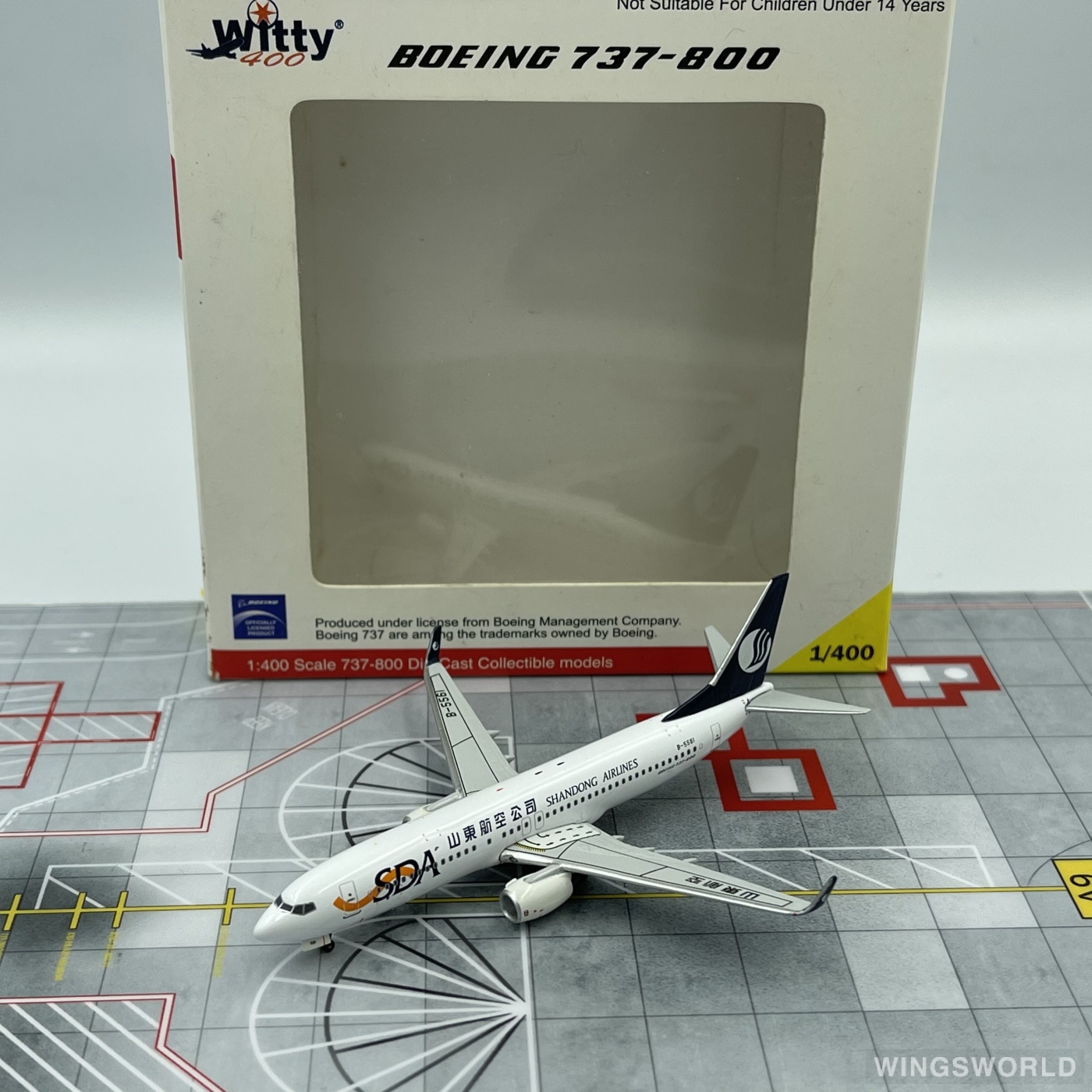 Witty 1:400 WT4738014 Shandong Airlines 山东航空 Boeing 737-800 B-5561
