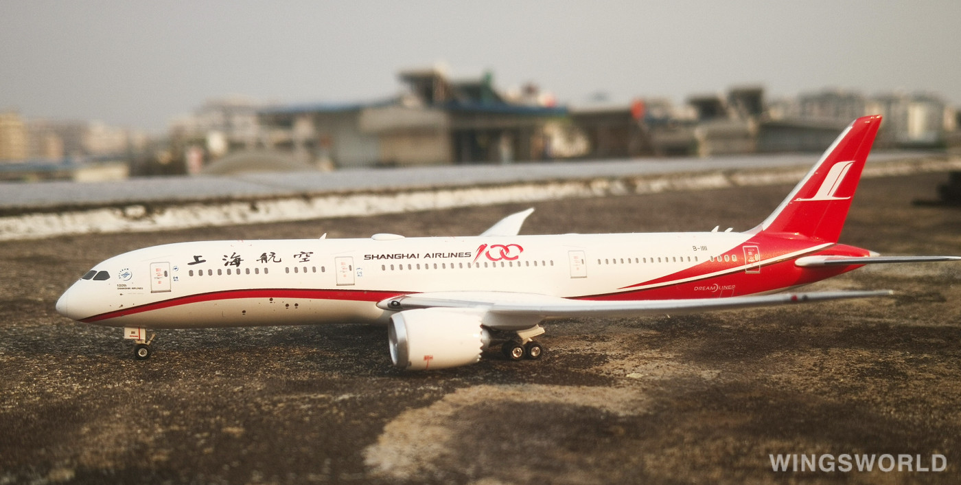 Phoenix 1:400 PH4B1111 Shanghai Airlines 上海航空 Boeing 787-9 B-1111