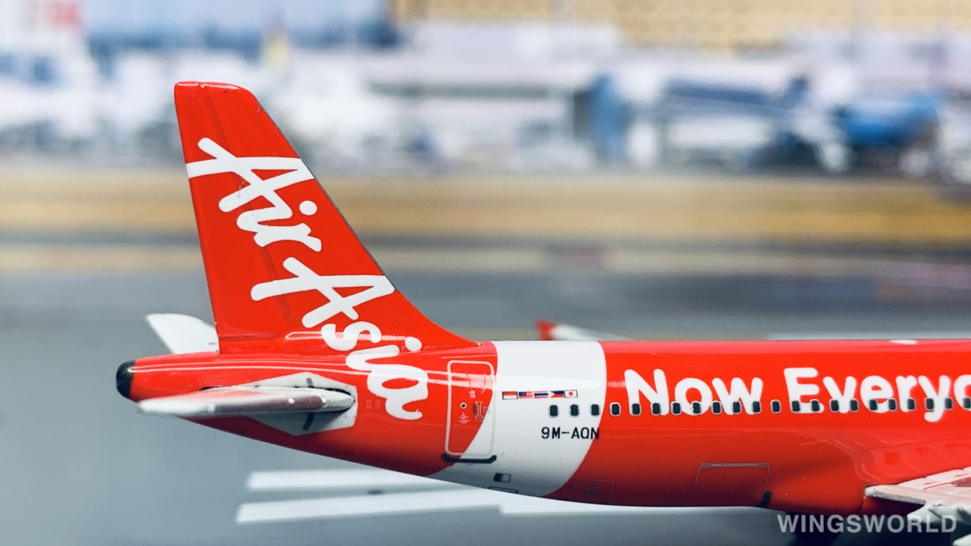 Phoenix 1:400 PH10692 AirAsia 亚洲航空 Airbus A320 9M-AQN
