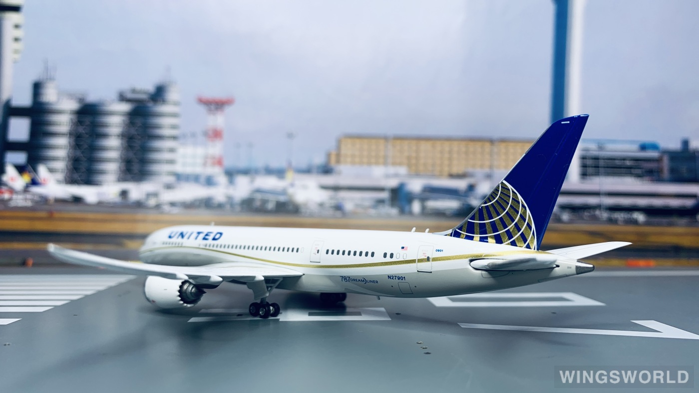 Geminijets 1:400 GJUAL1384 United Airlines 美国联合航空 Boeing 787-8 N27901