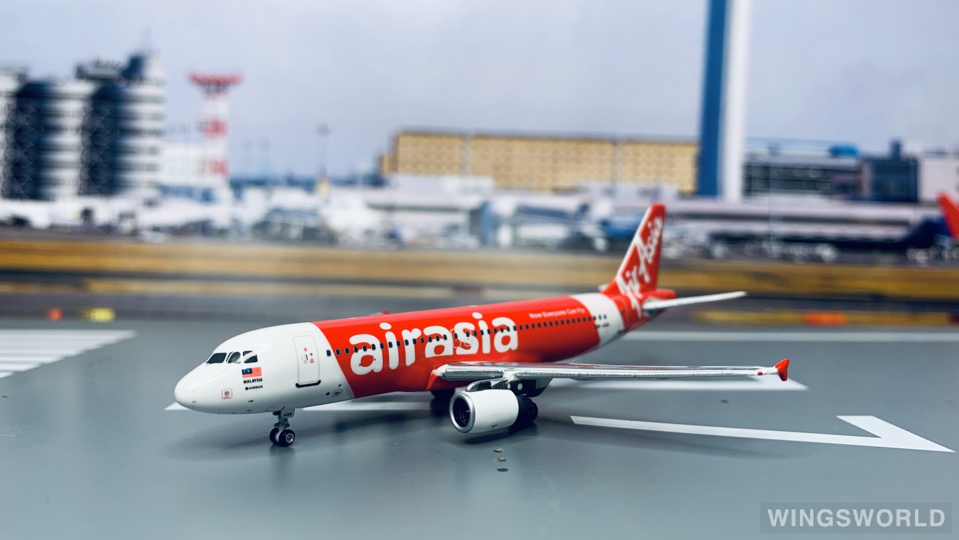 Phoenix 1:400 PH10692 AirAsia 亚洲航空 Airbus A320 9M-AQN