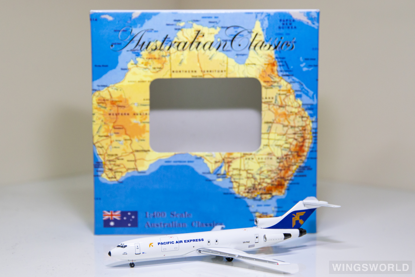 AeroClassics 1:400 ACVHPAE Pacific Air Express 太平洋航空快线 Boeing 727-200 VH-PAE