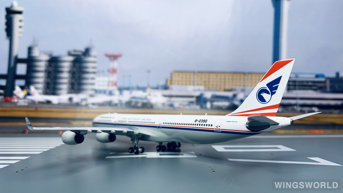 Phoenix 1:400 PH10941 China Southwest Airlines 中国西南航空 Airbus A340-300 B-2390