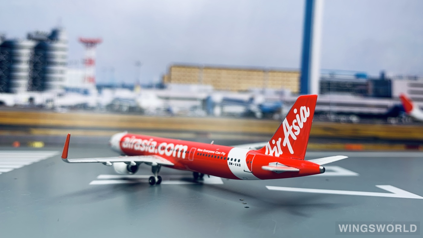 Phoenix 1:400 PH11629 AirAsia 亚洲航空 Airbus A321neo 9M-VAB
