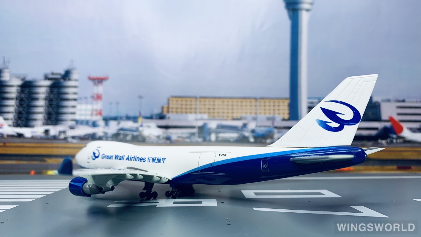 Dragon Models 1:400 55549 Great Wall Airlines 长城航空 Boeing 747-400 B-2428