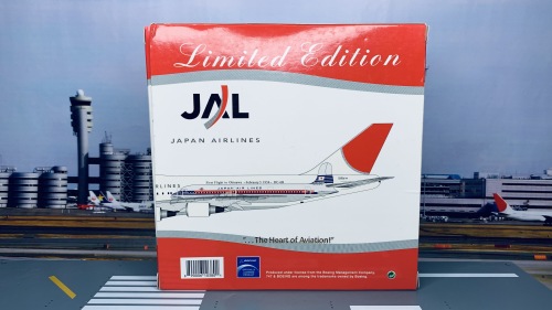 Japan Airlines 日本航空 Boeing 747-400 JA8907 First Flight to Okinawa PH10380 Phoenix 1:400