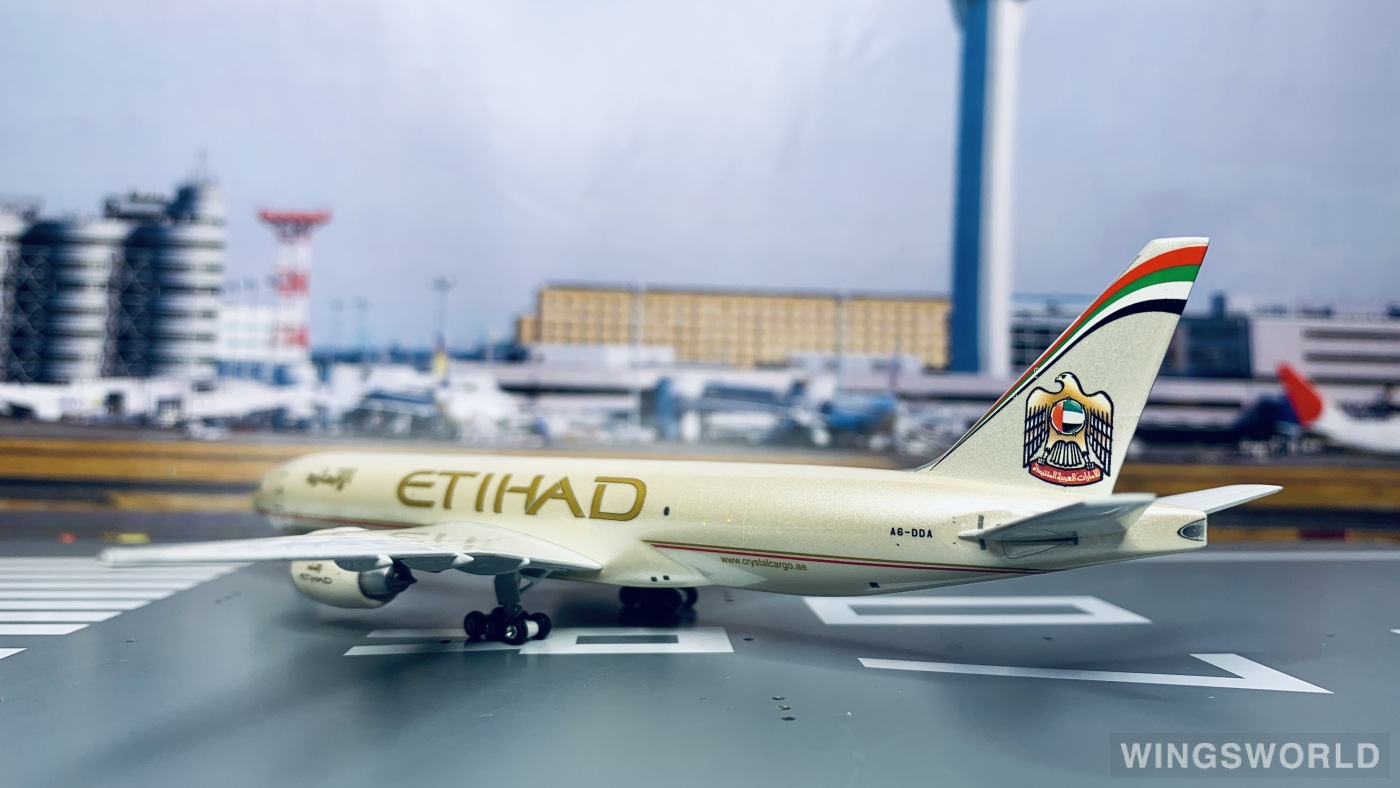 Phoenix 1:400 PH10552 Etihad Airways 阿提哈德航空 Boeing 777F A6-DDA