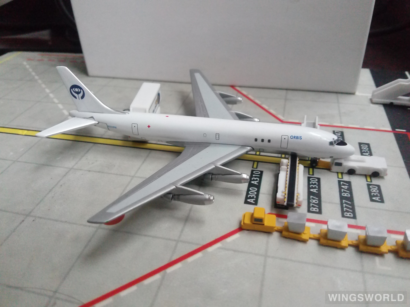 Geminijets 1:400 GJORB238 Orbis 奥比斯眼科飞机医院 Douglas DC-8 N220RB